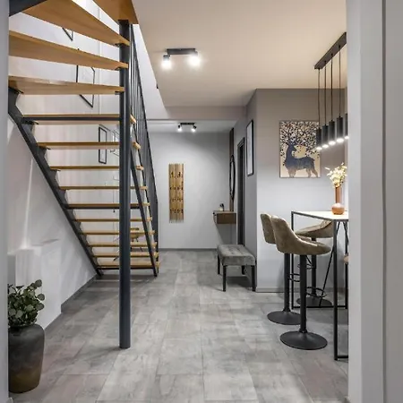 Exclusive Duplex With Balcony On Elisabeth St' アパート ブダペスト