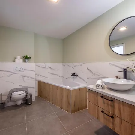 アパート Exclusive Duplex With Balcony On Elisabeth St' *